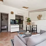 La Nartelle Hotel